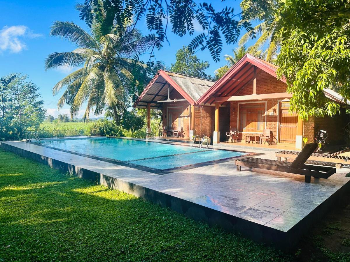 Walawa Reach Hotel Udawalawe Exterior foto